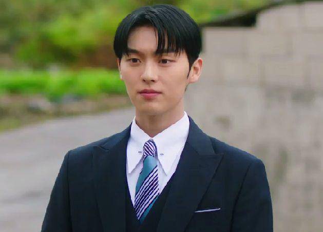 still cut drama Korea My Dearest Nemesis (youtube.com/@tvNDRAMA_official)