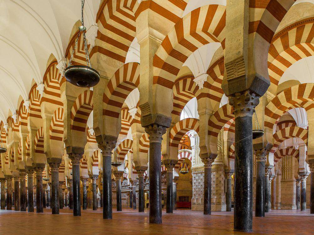 Mezquita-Catedral de Córdoba (pexels.com/Mike van Schoonderwalt)