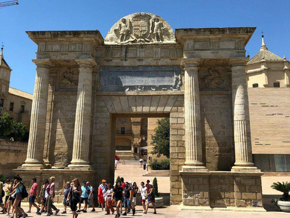 Puerta del Puente, Cordoba (pexels.com/Recep Tayyip Celik)