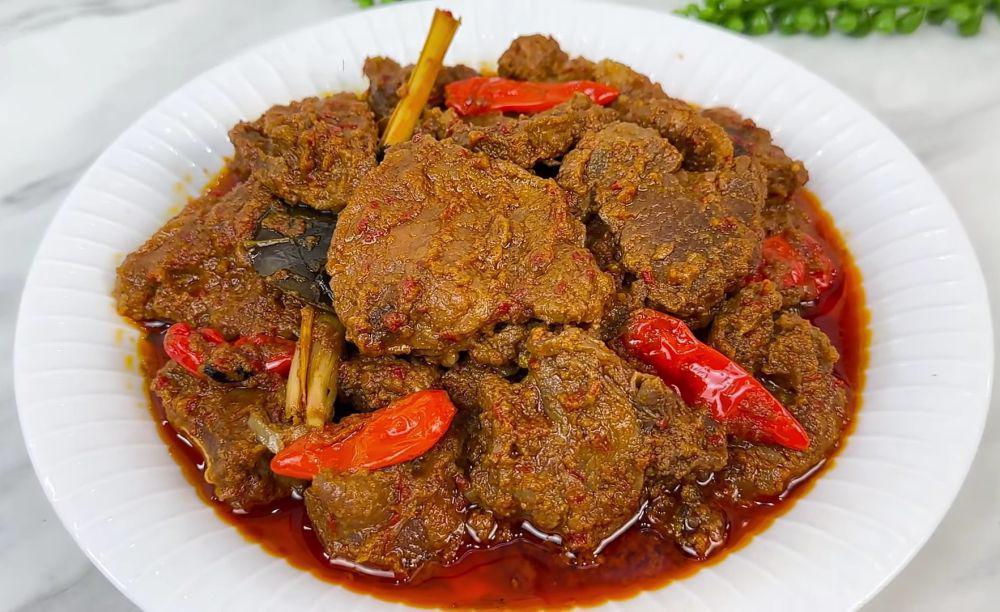 Resep Daging Sapi Bumbu Rujak Khas Jawa Timur, Pedasnya Nampol!
