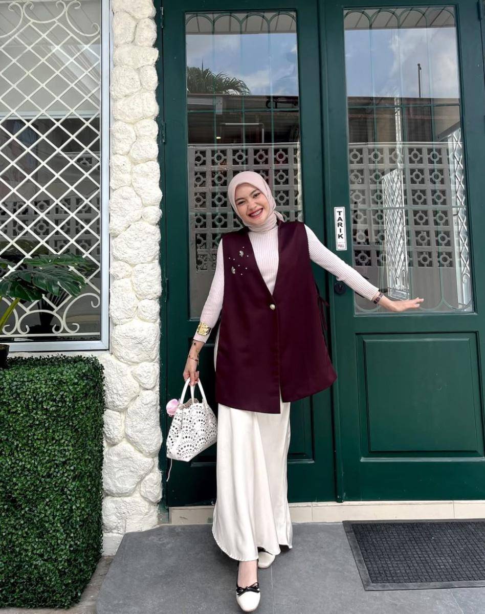 OOTD ala Olivia Putri (instagram.com/oliviaptr)