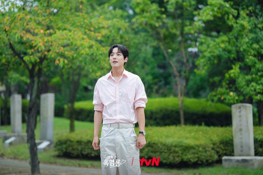 still cut My Dearest Nemesis (instagram.com/tvn_drama)