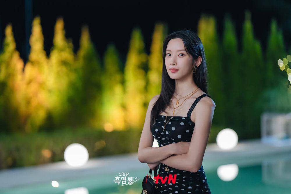 still cut drakor My Dearest Nemesis (instagram.com/tvn_drama)