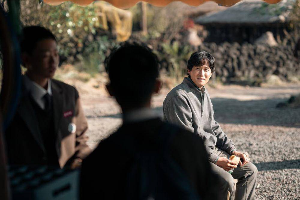 cuplikan Park Hae Joon di drakor When Life Gives You Tangerines (instagram.com/netflixkr)
