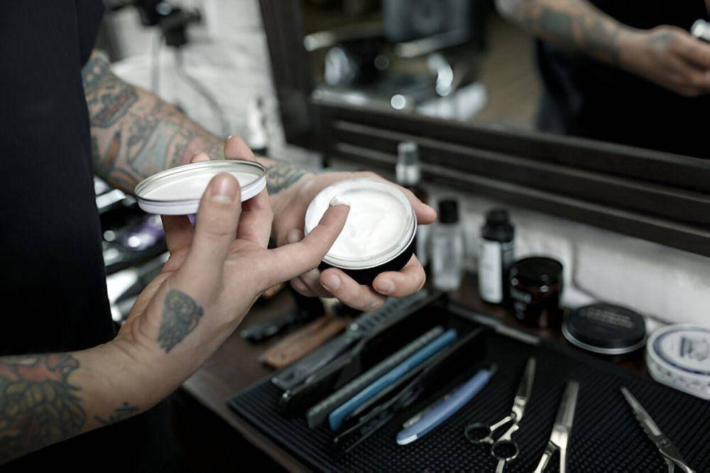 ilustrasi produk hair styling (freepik.com/master1305)