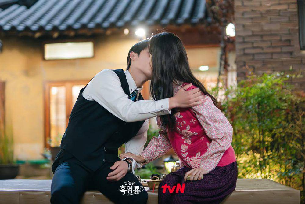 Choi Hyun Wook dan Moon Ga Young di drakor My Dearest Nemesis (instagra.com/tvn_drama)