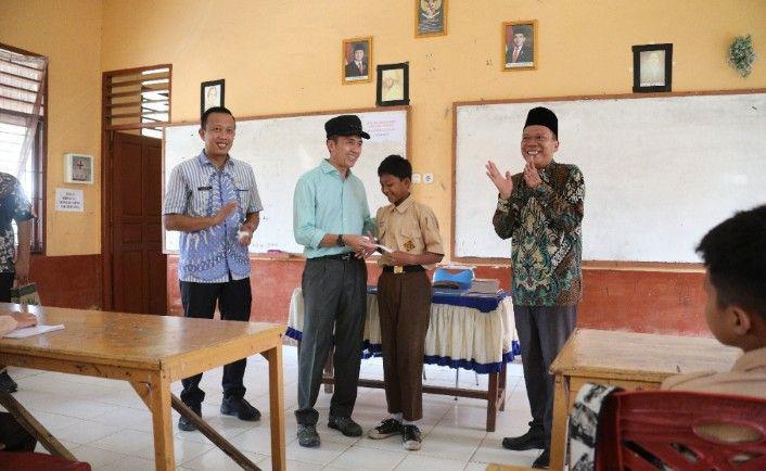 Guru di Palembang Bakal Dapat Uang Kuota Internet, Berapa Nominalnya?