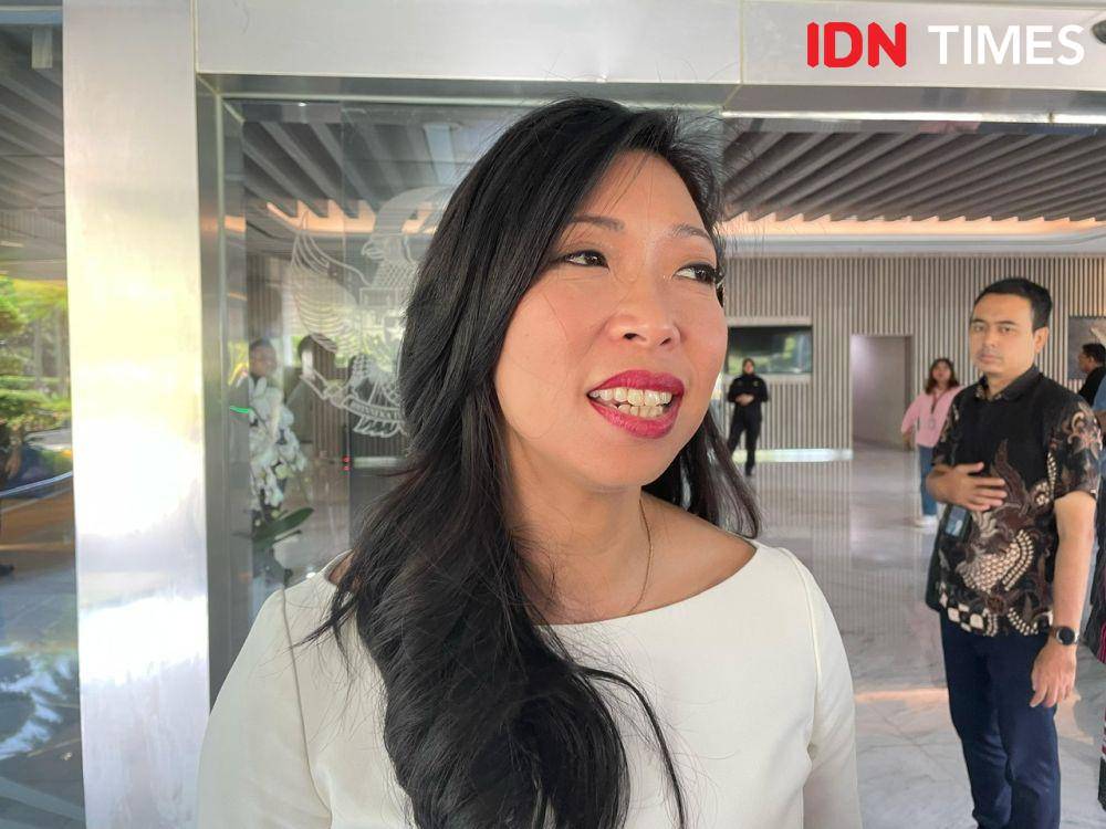 Direktur Utama PT Aviasi Pariwisata Indonesia (Persero) atau InJourney, Maya Watono. (IDN Times/Vadhia Lidyana)