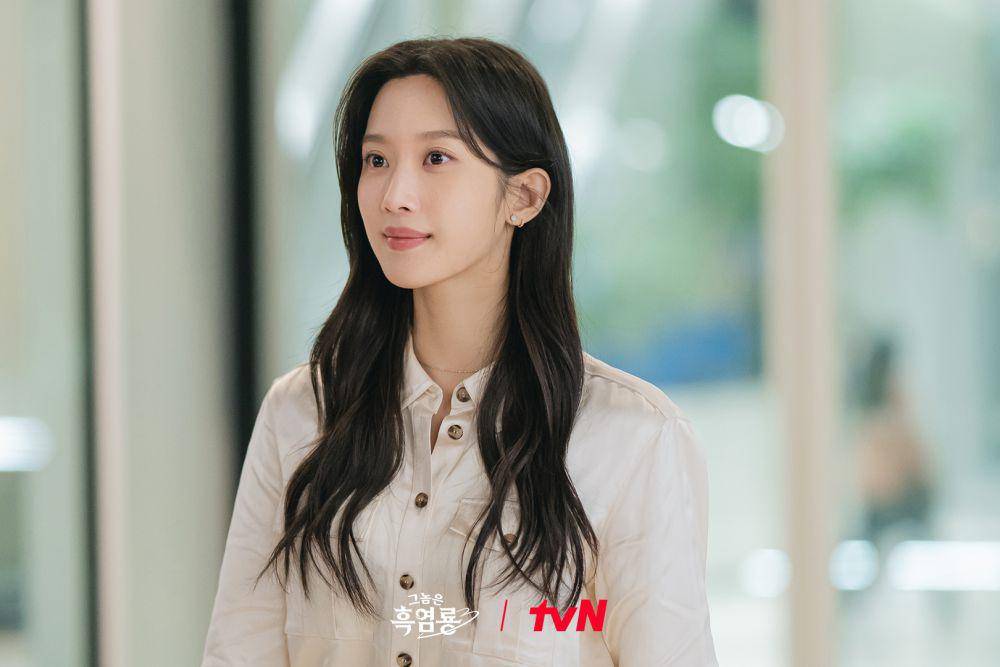still cut My Dearest Nemesis (twitter.com/CJnDrama)