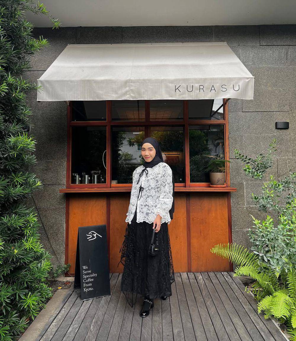 Rini Setiya (instagram.com/rinisetyaa)