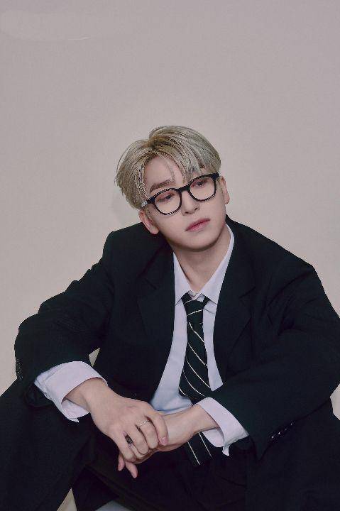 Sangyeon (twitter.com/THEBOYZ_officl)