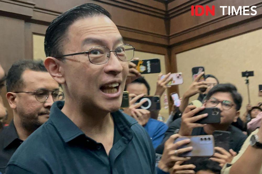 Sidang mantan Menteri Perdagangan Thomas Trikasih Lembong atau Tom Lembong dimulai pada Kamis (6/3/2025). (IDN Times/Aryodamar)