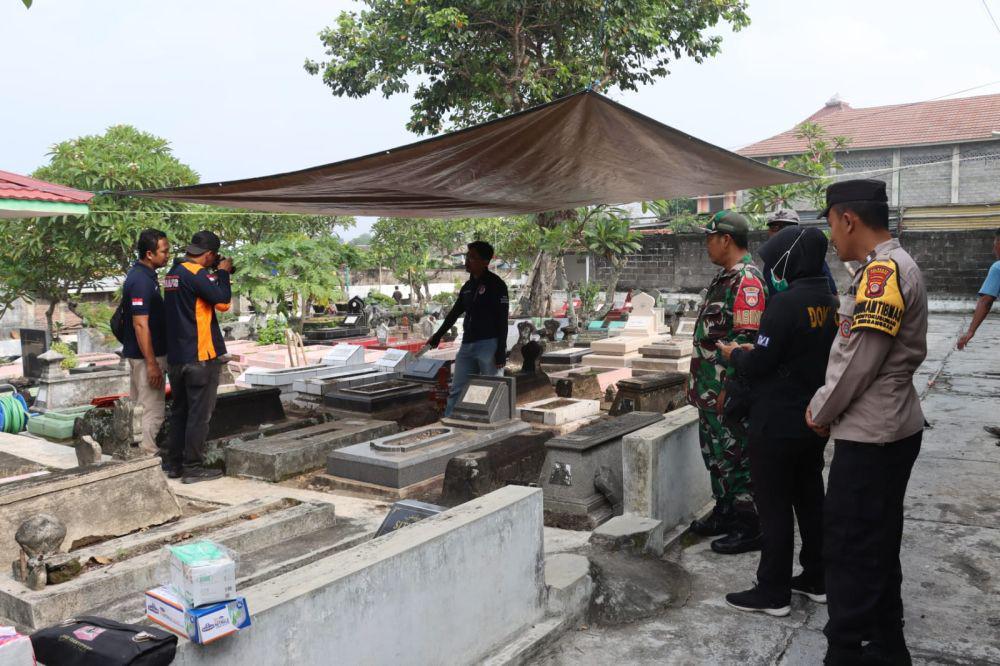 Usut Kasus Miras Oplosan, Polres Bantul Bongkar Makam Korban Meninggal
