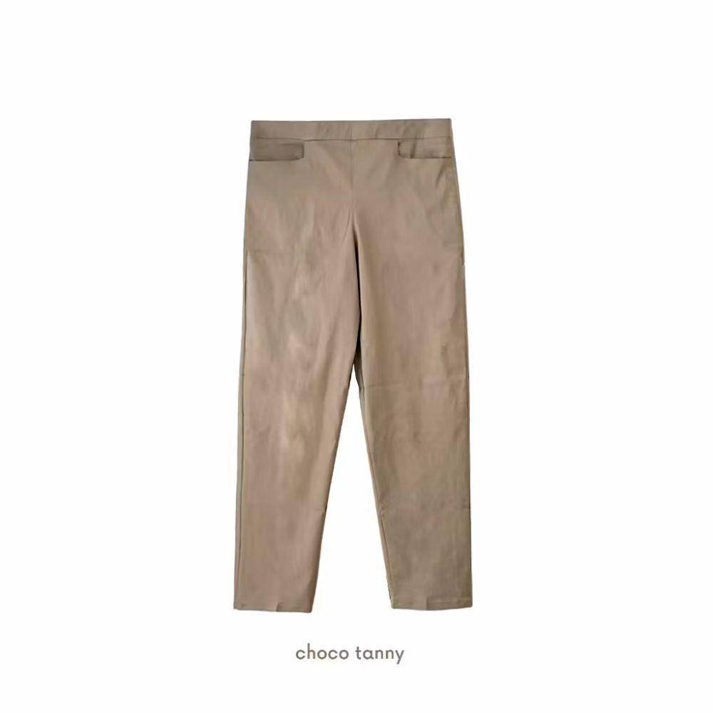 Celana untuk atasan warna cokelat mahogany. (Shopee.co.id/Bigissimo Official Shop)