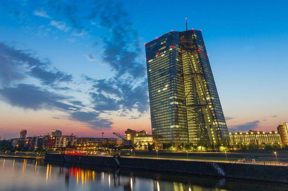 European Central Bank (Kiefer. from Frankfurt, Germany, CC BY 2.0, via Wikimedia Commons)
