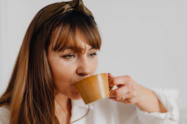 ilustrasi membatasi minum kopi (pexels.com/id-id/karolina-grabowska)