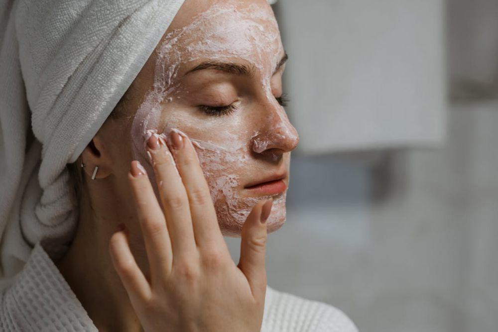 5 Tips Merawat Wajah Saat Puasa Sesuai dengan Jenis Kulit
