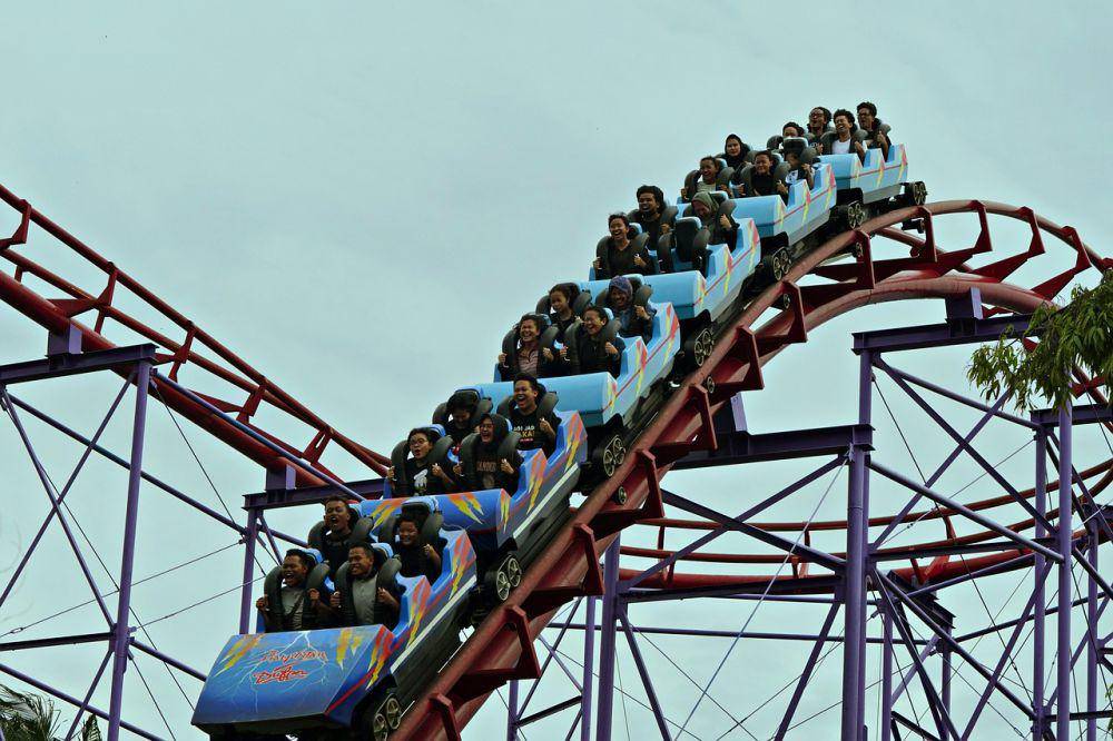 ilustrasi halilintar wahana Dufan Ancol (pixabay.com/ignartonosbg)