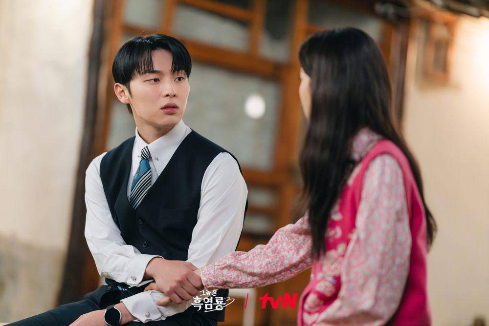 still cut My Dearest Nemesis (twitter.com/CJnDrama)