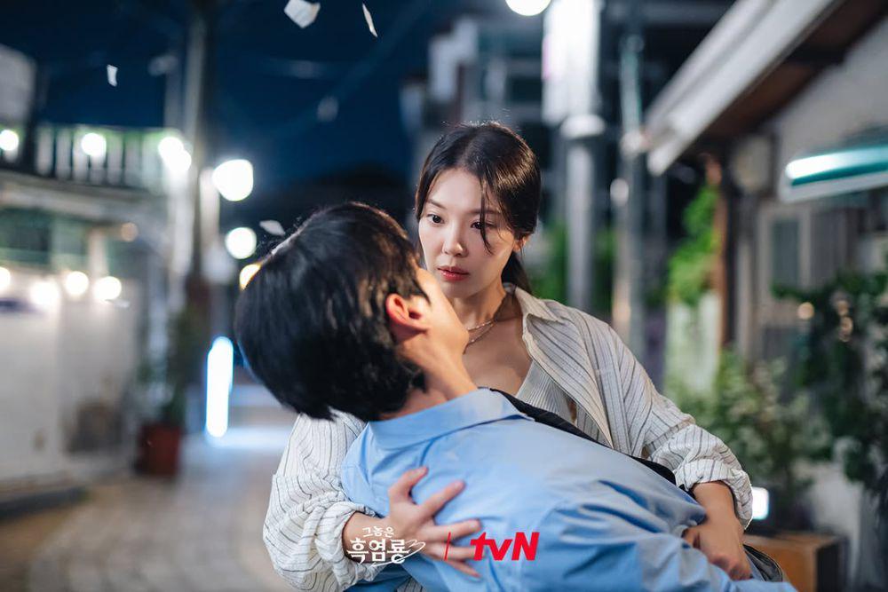 10 Kerumitan Hubungan Ha Jin dan Shin Won di My Dearest Nemesis