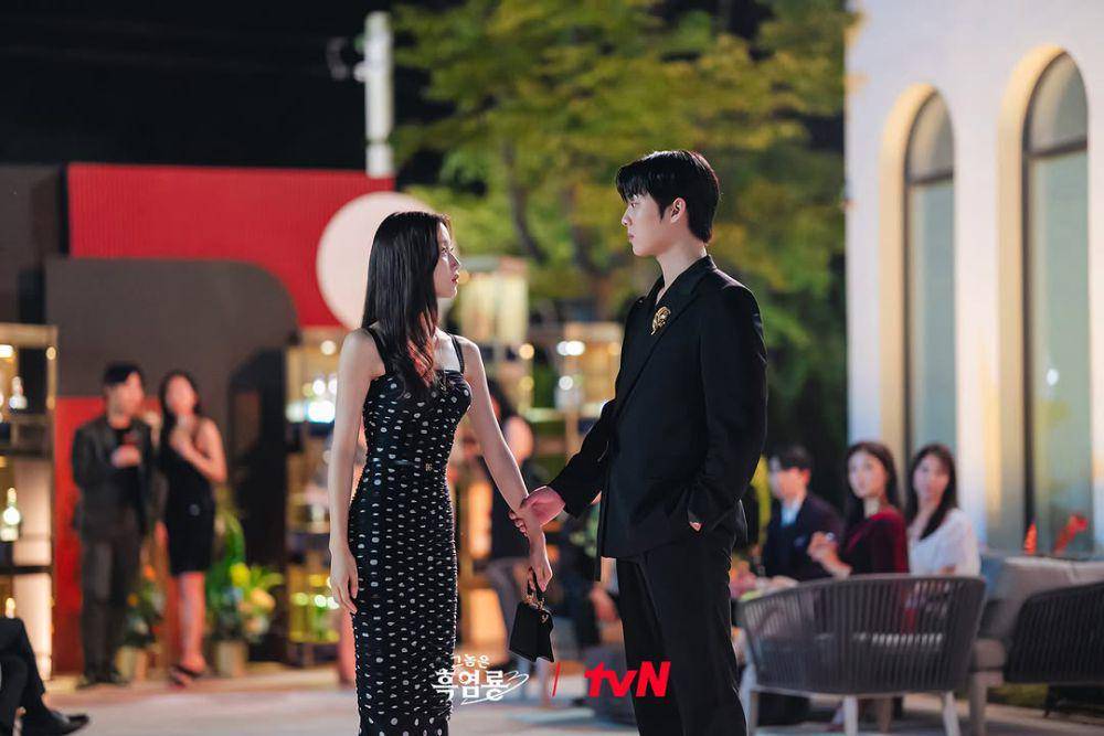 still cut My Dearest Nemesis (instagram.com/tvn_drama)