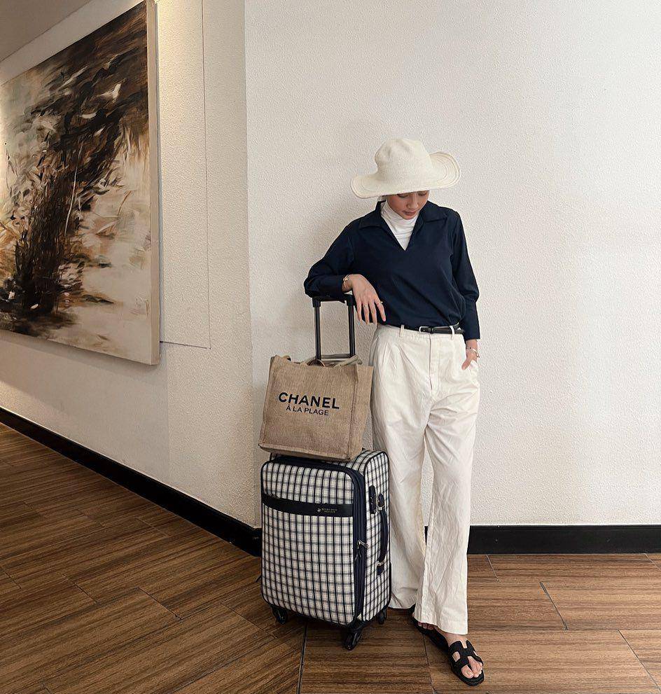 referensi gaya layering ala Ansellma Putri (instagram.com/ansellmaputri)