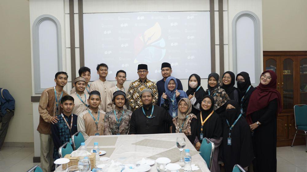Jama'ah Shalahuddin UGM, Dekatkan Dakwah dan Anak Muda