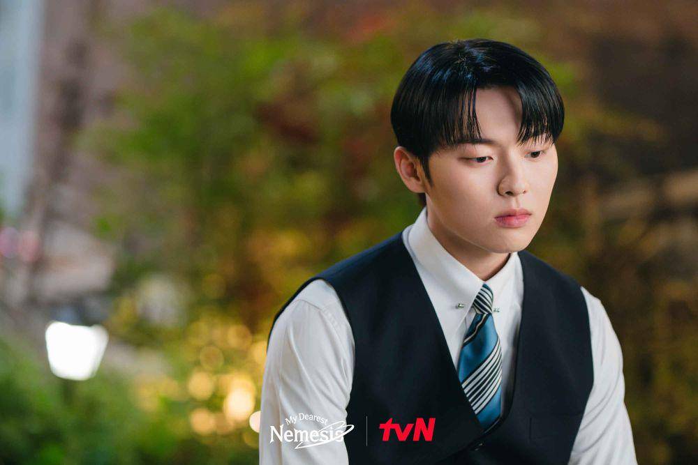 still cut My Dearest Nemesis (twitter.com/tvN_Asia)
