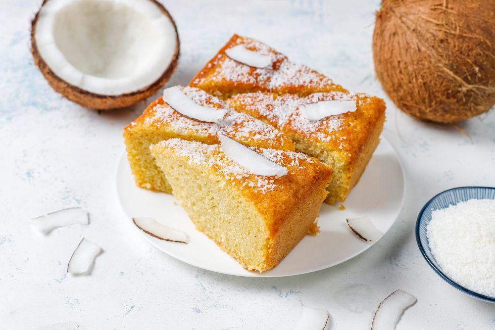 Resep Bolu Kelapa Keju Panggang yang Lembut, Hanya Pakai 2 Telur!