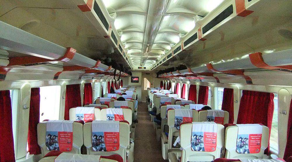 ilustrasi tempat duduk paling aman di kereta api (commons.wikimedia.org/Sakurai Midori)