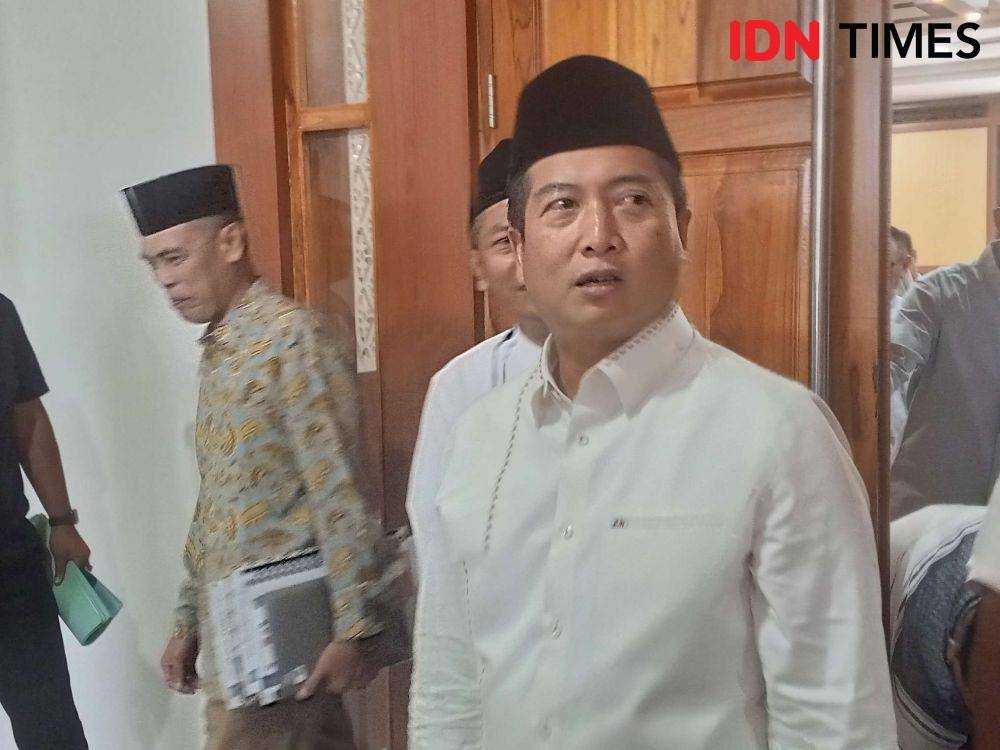 Gubernur NTB Lalu Muhamad Iqbal. (IDN Times/Muhammad Nasir)