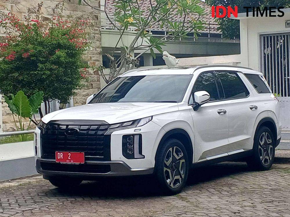 Mobil dinas Wakil Gubernur NTB Indah Dhamayanti Putri merek Hyundai Palisade. (IDN Times/Muhammad Nasir)