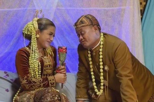 Potret Sule dan Ade Astrid Syuting Video Klip, Pake Konsep Pernikahan