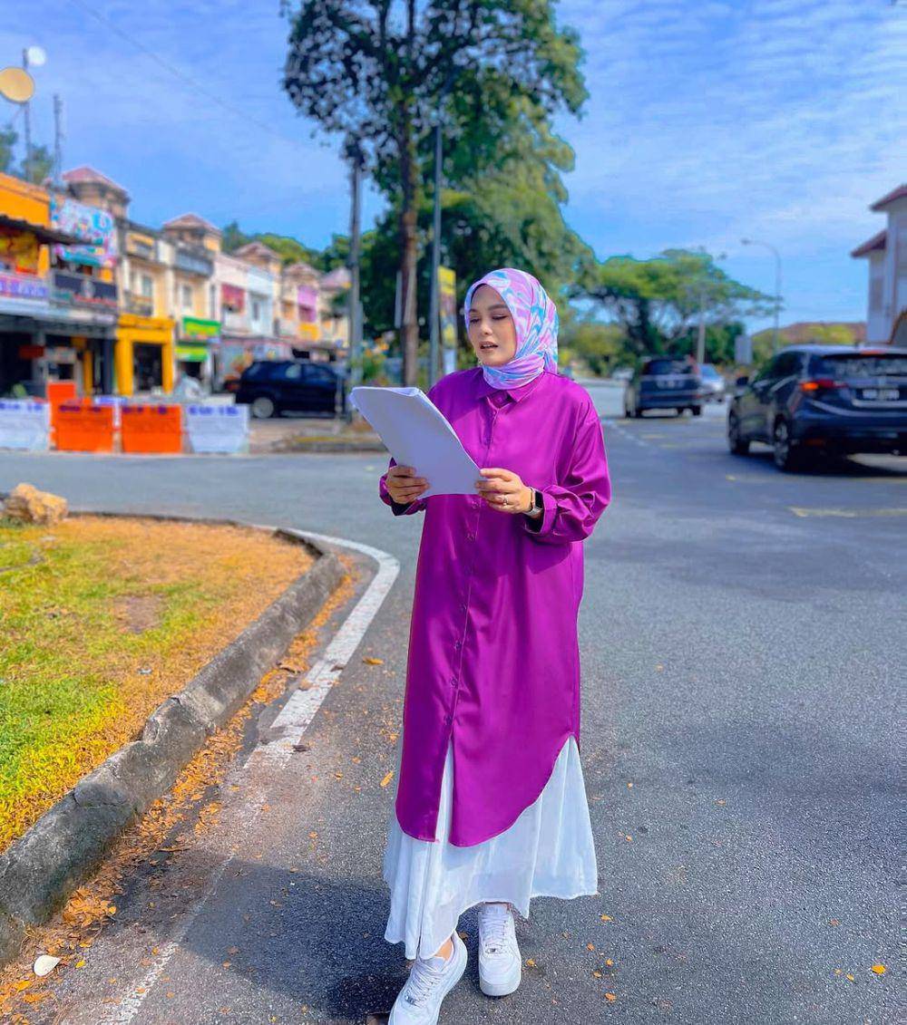 potret ide OOTD bergaya kasual versi colorful ala Zulin Aziz (instagram.com/zulinaziz)
