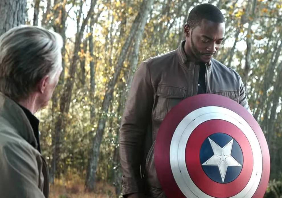 Steve Rogers dan Sam Wilson dalam Avengers: Endgame (dok. Marvel Studios/Avengers: Endgame)