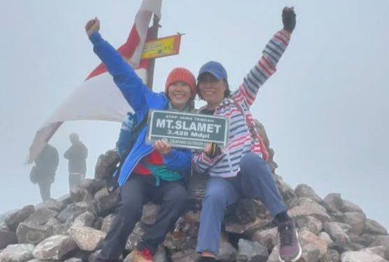 Teman-teman Lilie dan Elsa Kenang Masa Sekolah di SMAK Dempo