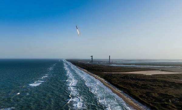 Ilustrasi Starship (X/@SpaceX)