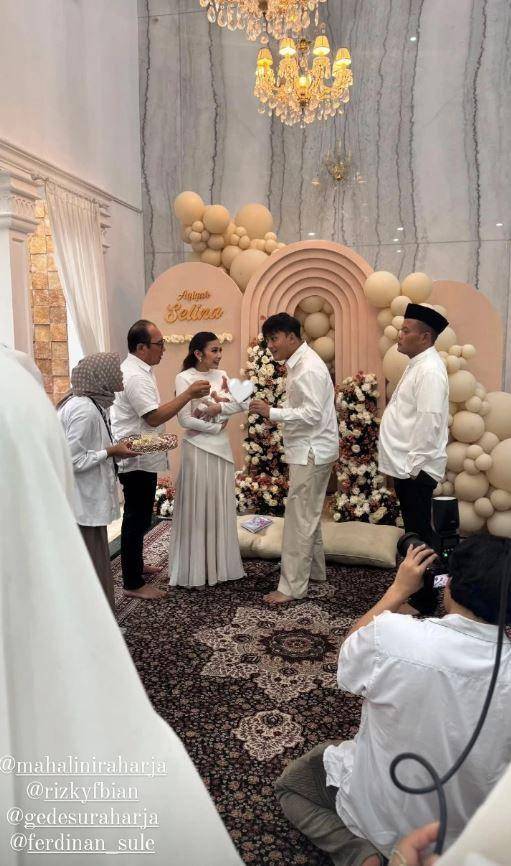 akikah anak pertama Mahalini dan Rizky Febian (Instagram.com/mahaliniraharja)