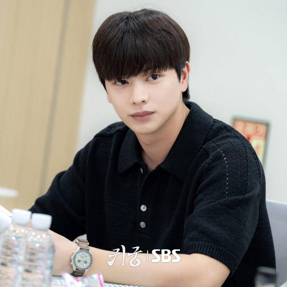 potret pembacaan naskah drama The Haunted Palace (instagram.com/sbsdrama.official)