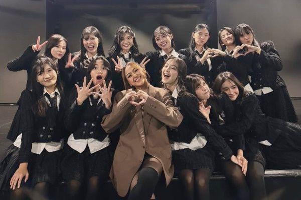 Momen Sisca Saras Kembali ke Panggung Teater JKT48, Nostalgia!