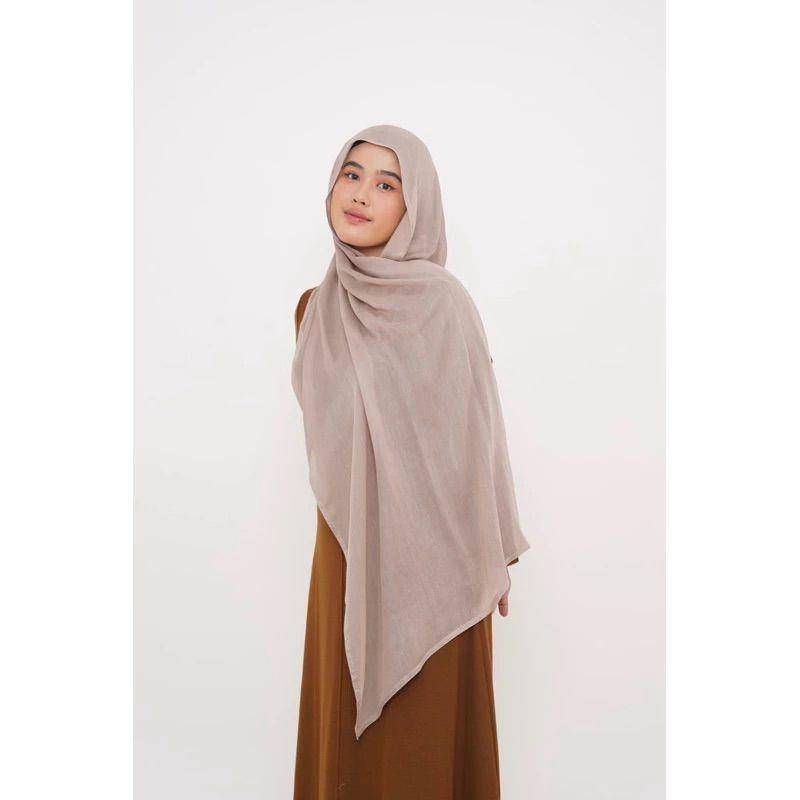Hijab Viscose Lebaran 2025. (shopee.co.id/by.nvdila)