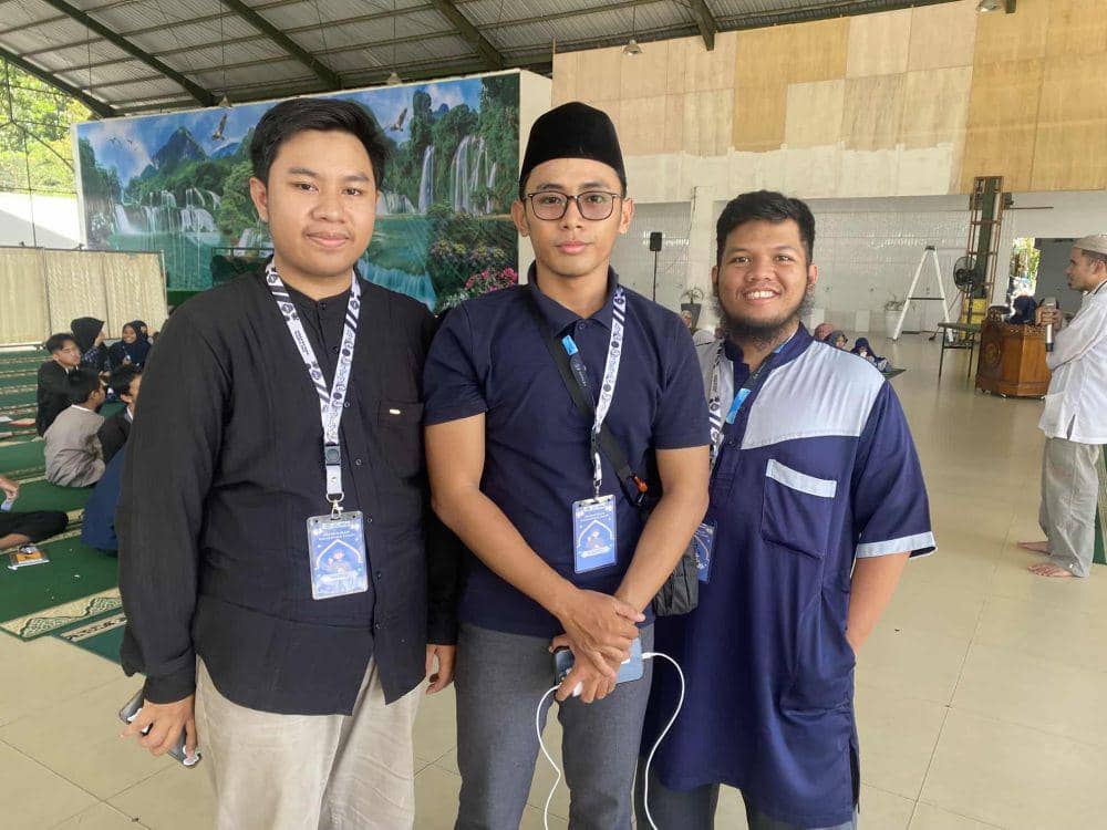 Remaja Banjarmasin Manfaatkan Ruang Masjid untuk Bersosialisasi