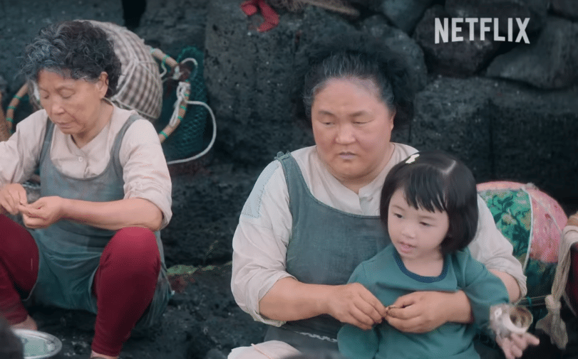 still cut drama Korea When Life Gives You Tangerines (youtube.com/@NetflixKorea)