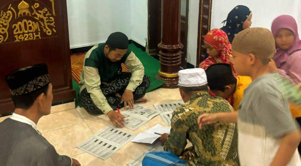 Kegiatan TPA Ramadhan Seru KKNT UNIDA Gontor (Sumber : Dok. Pribadi 8 Maret 2025)