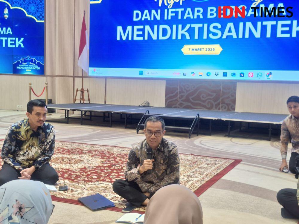 Mendiktisaintek Dorong Kenaikan Kualifikasi Dosen Demi SDM Unggul