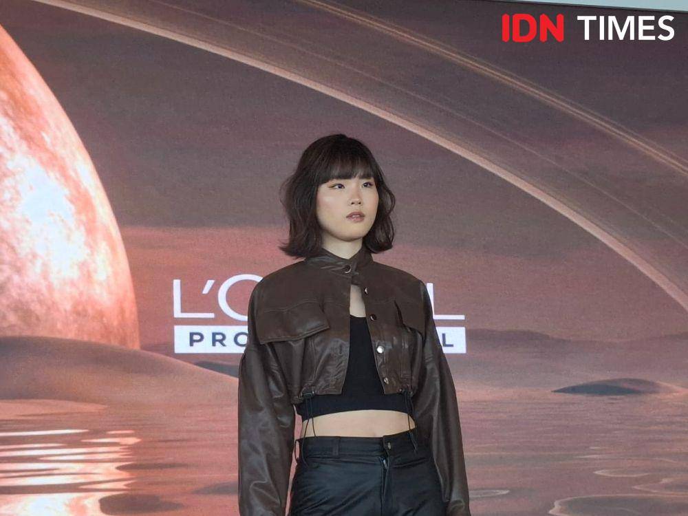 peluncuran Timeless Brown Collection di kantor L'Oreal Indonesia, Jakarta, Selatan, Kamis (6/3/2025)). (IDN Times/Adyaning Raras))