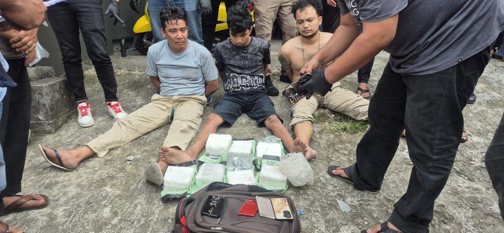 Pengiriman 7 Paket Sabu dari Aceh ke Padang Digagalkan BNNP Sumbar