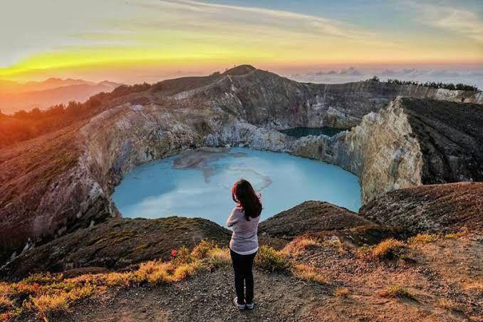 5 Danau di Indonesia yang Menyimpan Banyak Misteri