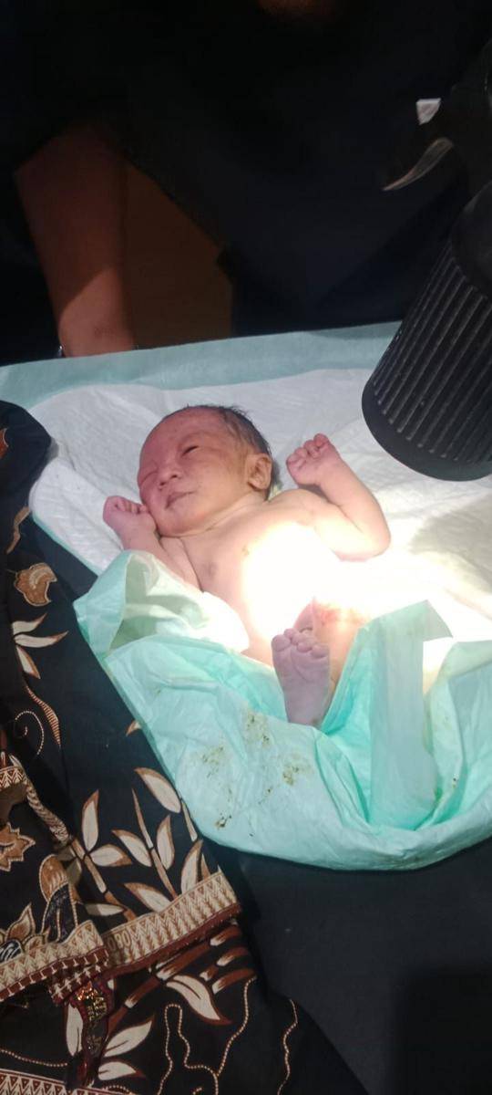 Penemuan bayi laki-laki di Desa Bantiran, Kecamatan Pupuan, Kabupaten Tabanan (Dok.IDNTimes/Istimewa)