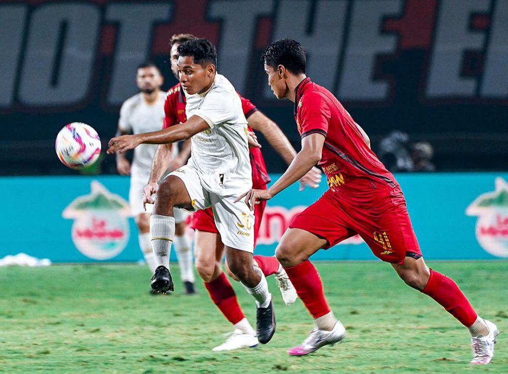 Main 9 Orang, Persija Dipermalukan Arema